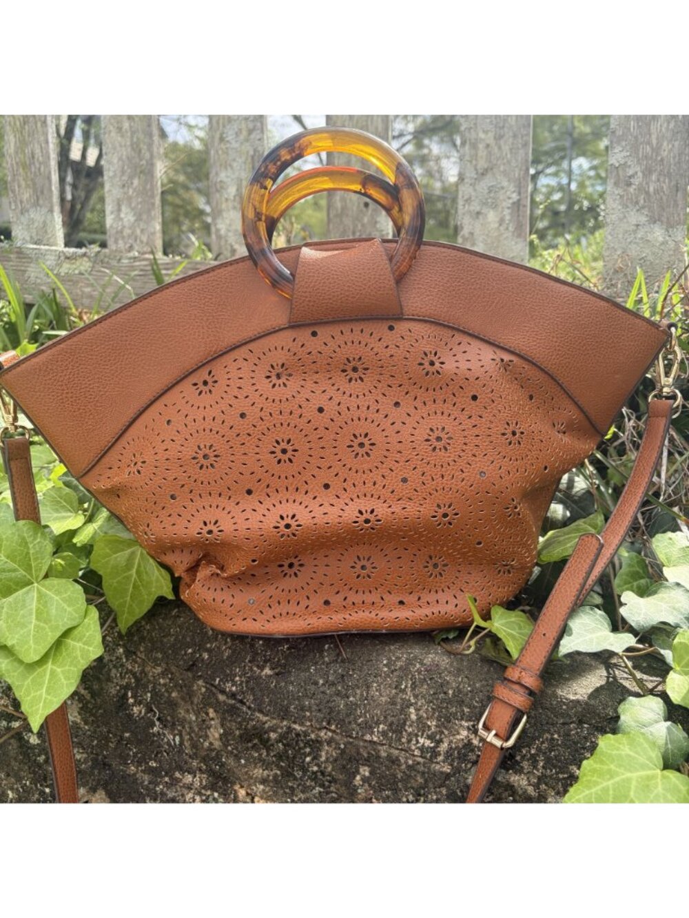 Carlos Santana Tan Faux Leather Shoulder Bag Tortoise Shell Ring Purse Crossbody - Picture 2 of 13